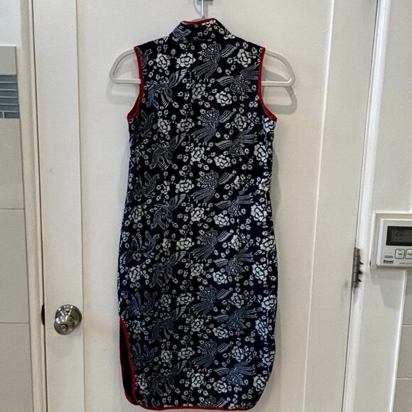 Dark blue and white floral qipao - Picture 4 of 4